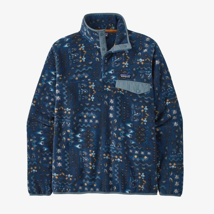 Patagonia Mens Lightweight Synchilla Snap-T Pullover is a classic must have when hitting the slopes season. Shop Bennett's Clothing for the best in outdoor menswear with great customer service for over 47 years.