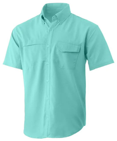 The Huk Tide Point shirt will be your friend when the harsh sun rays and sweltering heat kick in. Shop Bennett's for the outdoor brands you know and love.